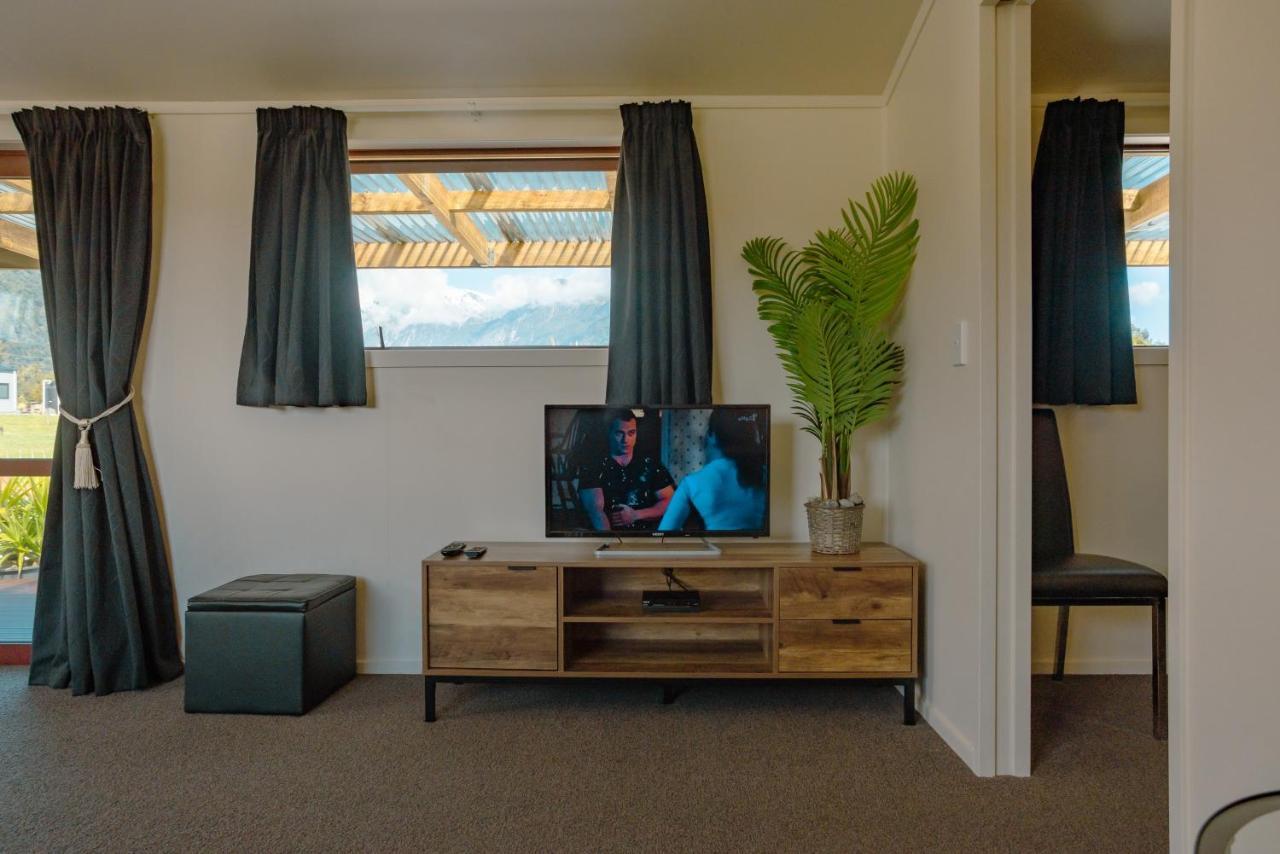 Te Awa Cottages Franz Josef Buitenkant foto